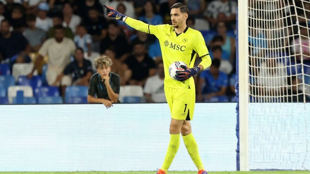 อเล็กซ์-เมเร็ต-ผู้รักษาประตูจอมหนึบแห่งทัพอัซซูรี่