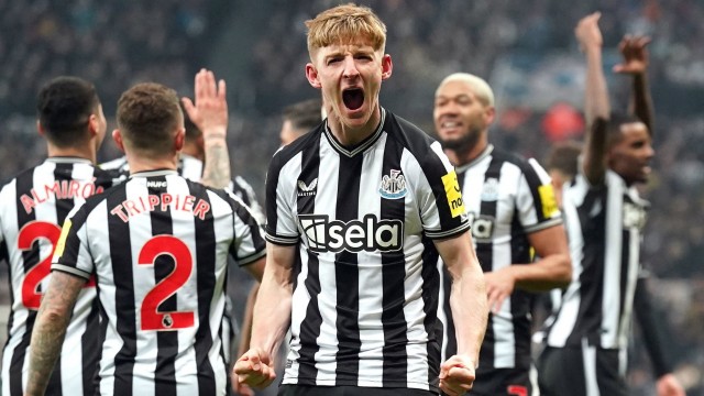 กอร์ดอน-ปีกจอมลุยอนาคตใหม่ของทัพสาลิกาและอังกฤษ